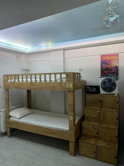 Sultan Terrace Hostel - image 2