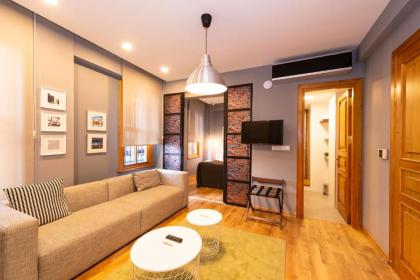 Bguest Pera Suites - image 18