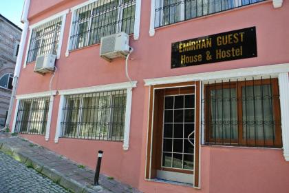 Emirhan Guesthouse & Suites - image 1