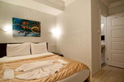 Golden Horn Park Hotel - image 2