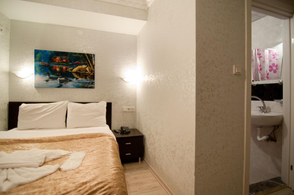 Golden Horn Park Hotel - image 3