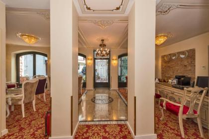 By Murat Hotels Galata - image 10