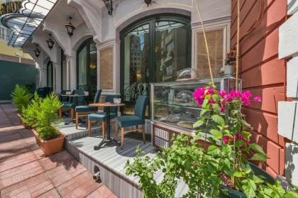 By Murat Hotels Galata - image 16