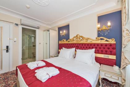 By Murat Hotels Galata - image 7