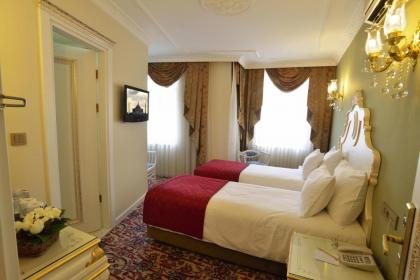 By Murat Hotels Galata - image 9