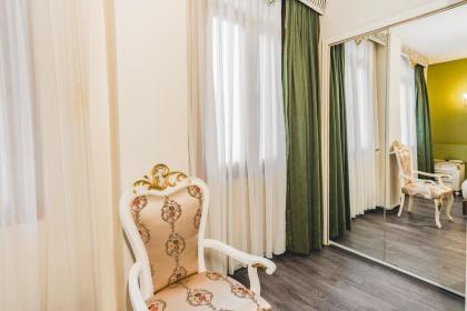 Hotel Fresia Istanbul - image 18