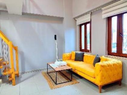 Duplex house in the Taksim R9- Home design Istanbul 