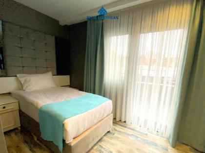 Hotel Blue Ottoman - image 16