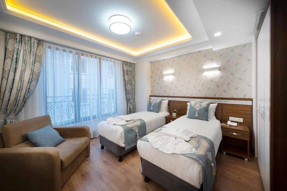 Room in Guest room - Lika Hotel - Superior Double or Twin Room - main image