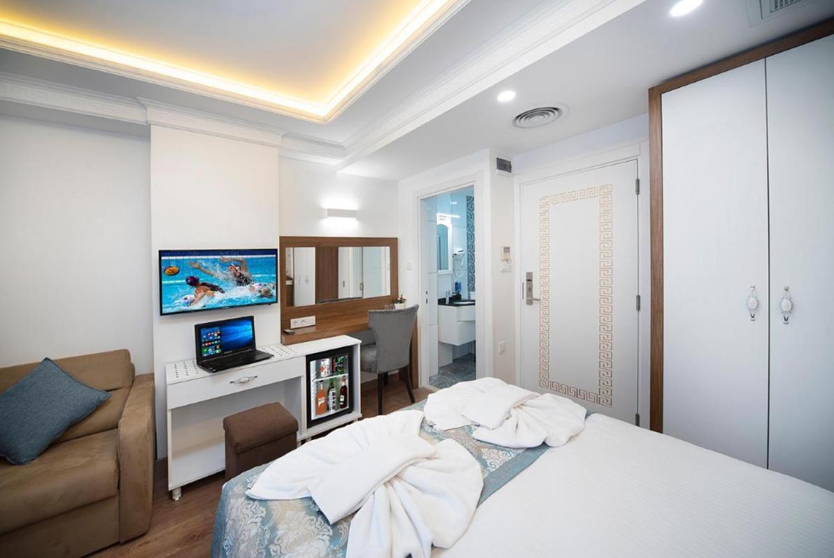 Room in Guest room - Lika Hotel - Standard Double or Twin Room in Istanbul - image 7