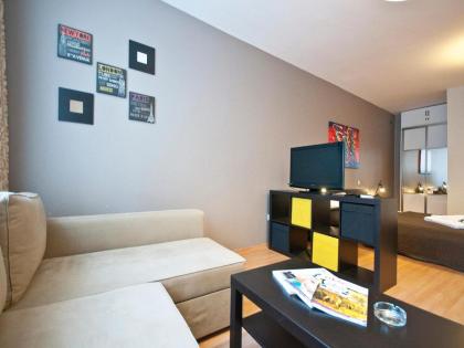 COZY Suites - image 14