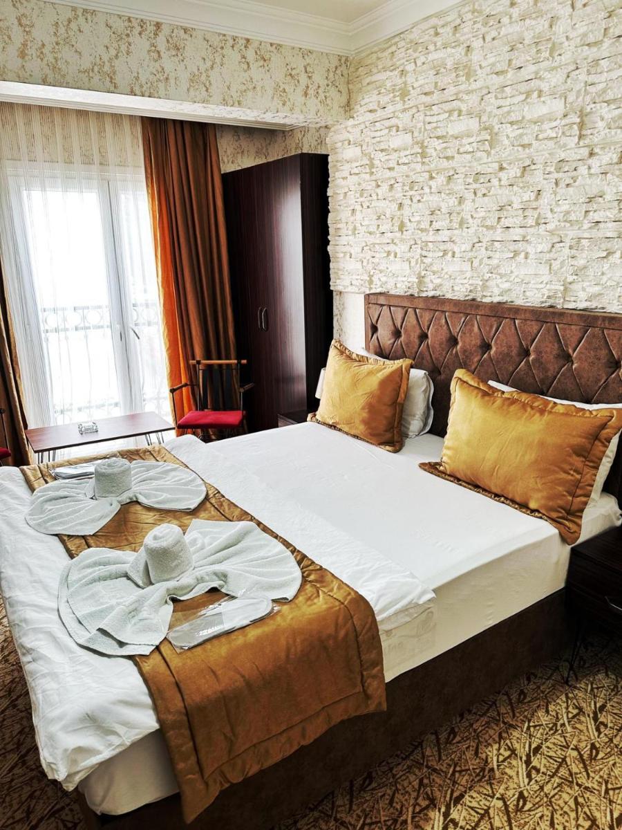 Rose Suite & Hotel - image 7