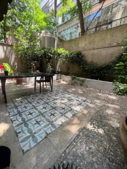 Apartment with garden in the center of ?i?li - image 19