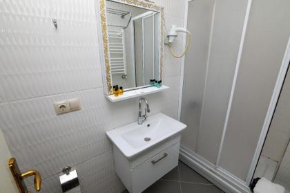 Suite Dreams Hotel Istanbul - image 19