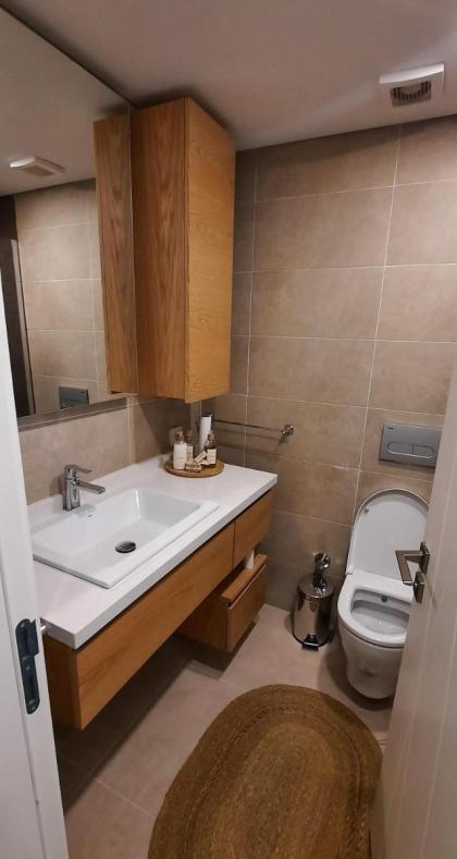 Ultra Lux Residence Flat-Great Location - image 11