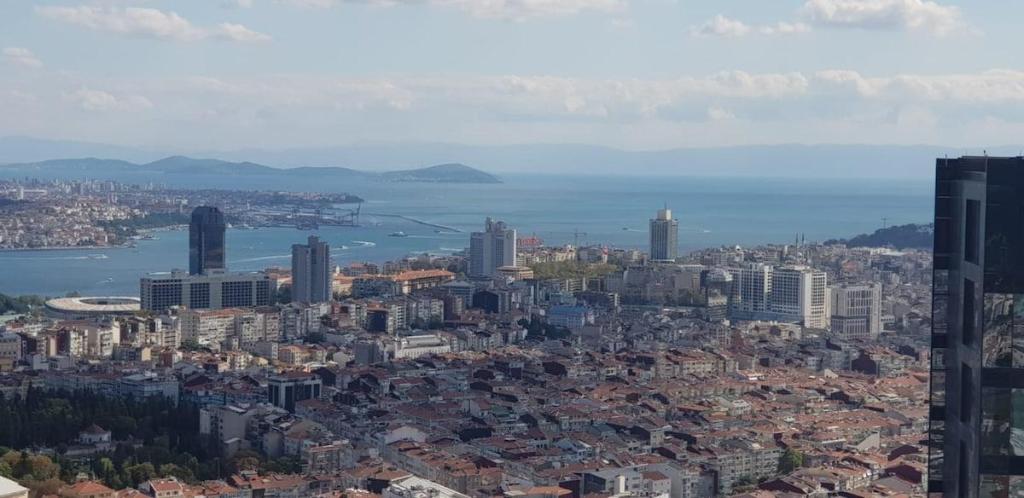 Luxury Bosphorus view center of Istanbul - main image