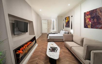 Gatto Suites&Residence - image 9