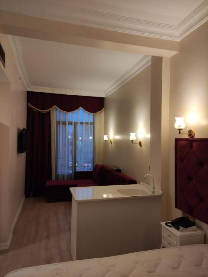 Boss To Hotel Taksim - image 10