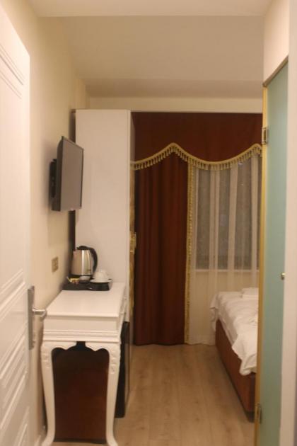 Boss To Hotel Taksim - image 14