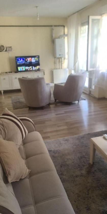 apartment 2 rooms 5 mins from taksim maydan