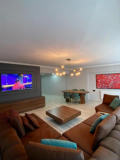 Whole Apartment at The Heart of Sisli Nisantasi K - image 3