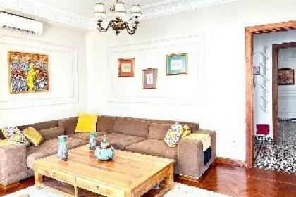 WONDER HOMES- Luxury Flat w/3BR2BA Cihangir Akr1 - image 3