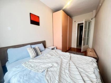 Wonder Homes   3BR 2BA  Taksim Square SS2 - image 3