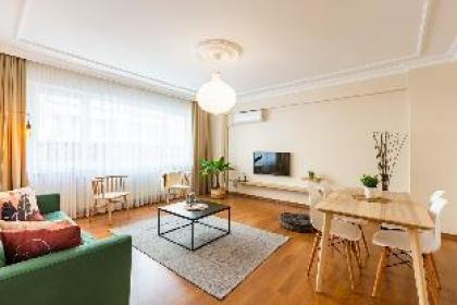 Colorful Flat near Popular Attractions in Sisli - image 12