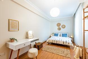 Colorful Flat near Popular Attractions in Sisli - image 3