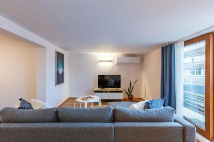 Central Flat with Lovely Terrace in Ferikoy Sisli - image 10