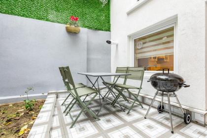 Gorgeous House with Refreshing Garden in Besiktas - image 8