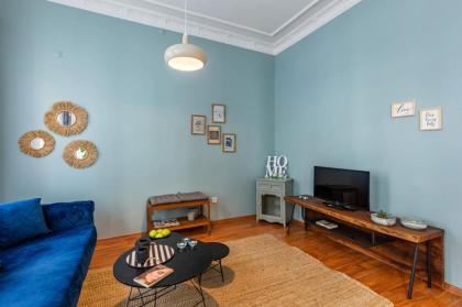 Vibrant Flat in Beyoglu with Central Location - image 17