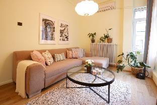 Colorful Apartment in Prime Beyoglu Spot - image 2