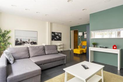 Superb Flat with Central Location in Nisantasi - image 3