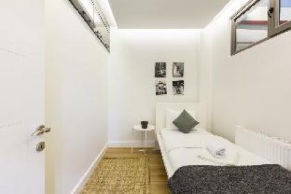 Chic Cozy Apartment with Garden in Besiktas Istanbul