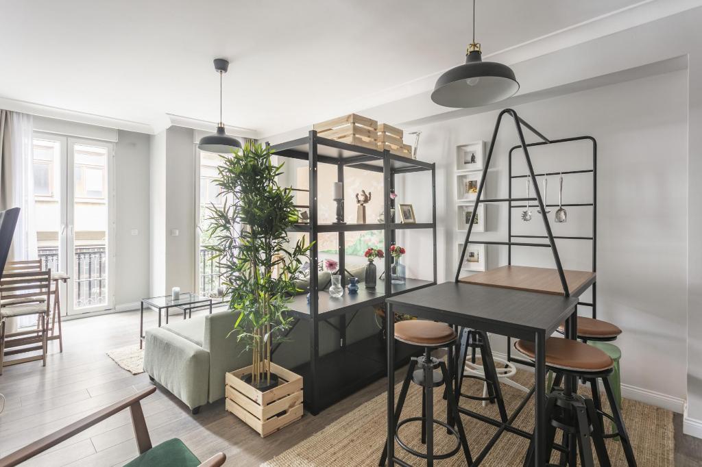 Central and Refreshing Flat in Beyoglu - main image