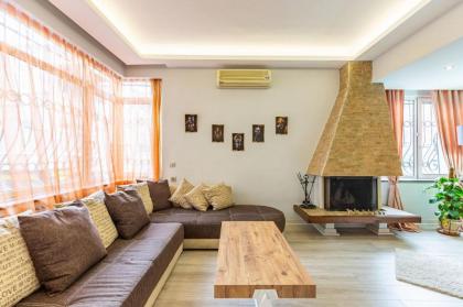 Stylish Retreat in Sisli Prime Location 