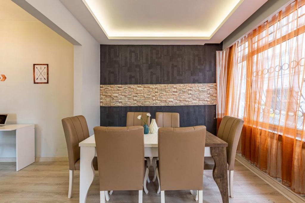 Stylish Retreat in Sisli Prime Location - image 6