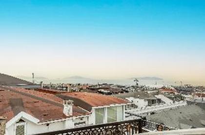 Peaceful Duplex Flat with Adalar View in Maltepe - image 13