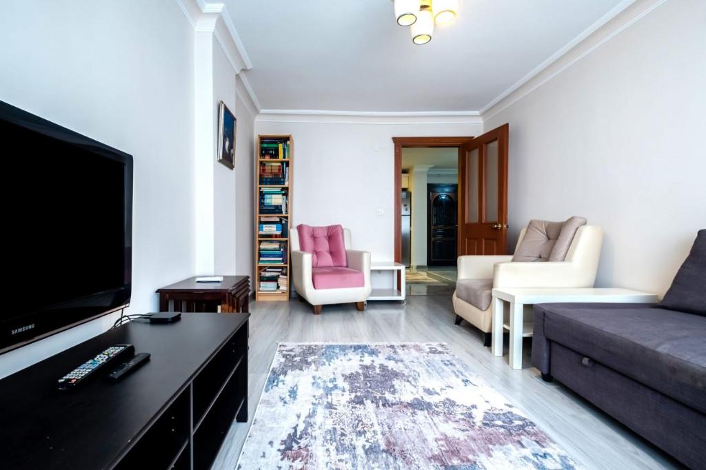 Eclectic Flat near Trendy Attractions in Beyoglu - image 2