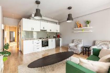 Dreamy and Centrally Located Flat in Besiktas - image 11