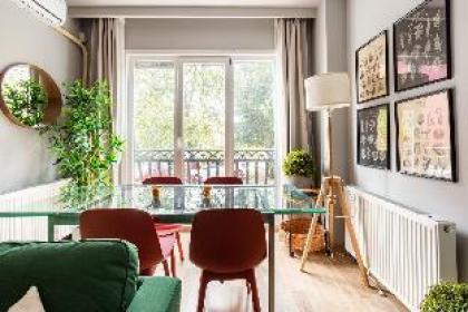 Dreamy and Centrally Located Flat in Besiktas - image 15