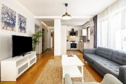 Exquisite Flat with Central Location in Nisantasi - image 11