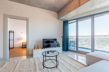 Cozy Flat with City View and Balcony in Sisli - image 14