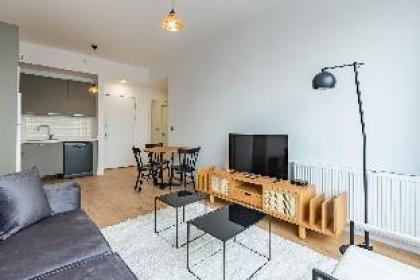 Modern Flat with Fantastic City View in Kadikoy - image 15