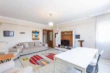 Flat with Shared Pool near Sabiha Gokcen Airport - image 1