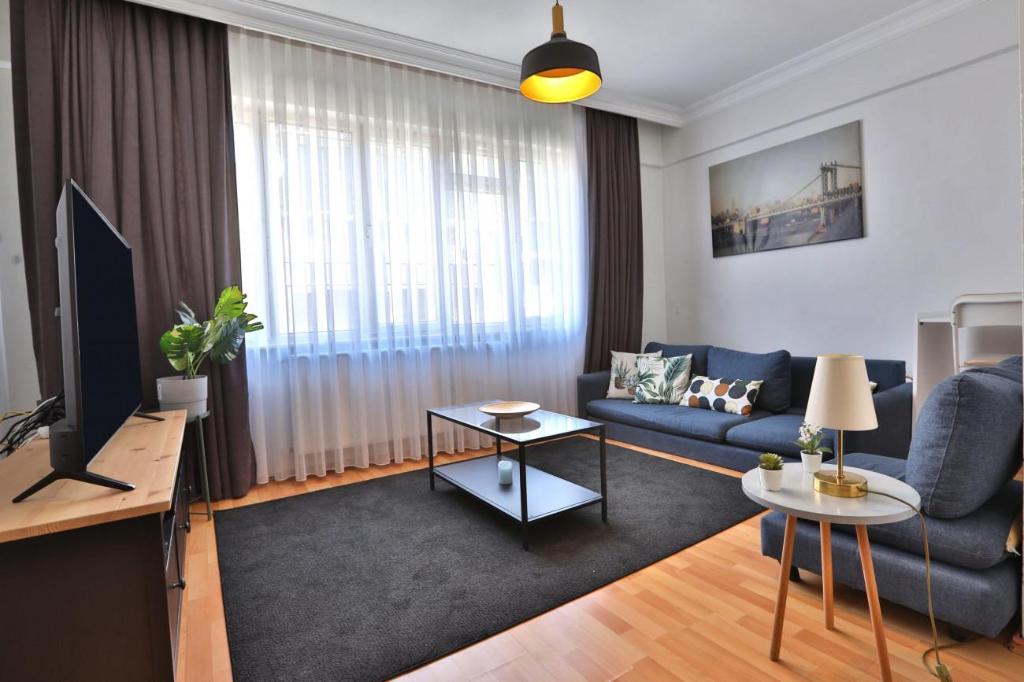 Stylish and Welcoming Apartment in Sisli - main image