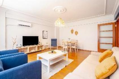 Comfy Flat 15 min City's Nisantasi Mall in Sisli - image 8