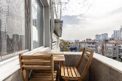 Remarkable Flat in the Heart of Nisantasi - image 10