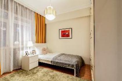 Chic Flat 3 min to City’s Nisantasi Mall in Sisli Istanbul